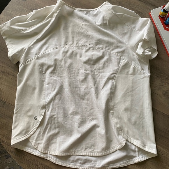 Lululemon Lightweight Stretch Run Short Sleeve WHT 8 - Picture 2 of 4